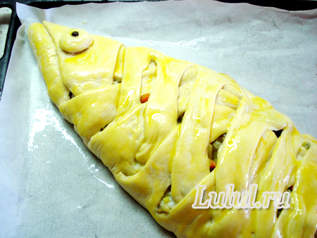 Дрожжевой пирог с рыбой и картофелем рецепт с фото